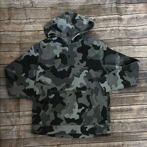 Tek Gear Boys Large Black and Grey Camo Sweatshirt